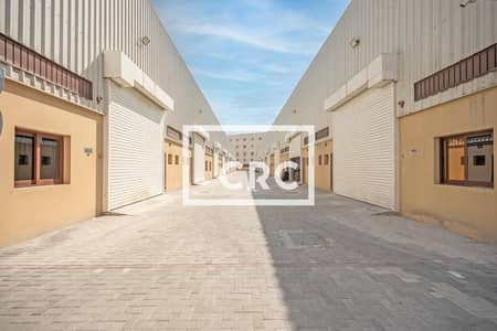 Warehouse de à à louer à Dubai Investments Park (DIP), Dubai - images image img Warehouse de à à louer à Dubai Investments Park (DIP), Dubai - images image img