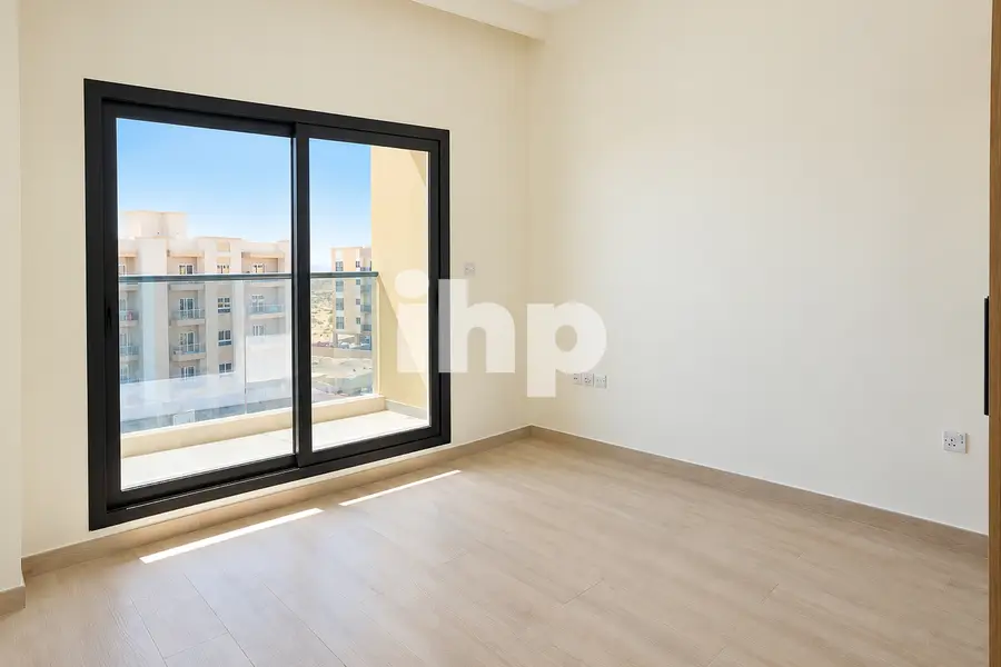 Exclusive | Corporate-Tenanted Building | Liwan 2