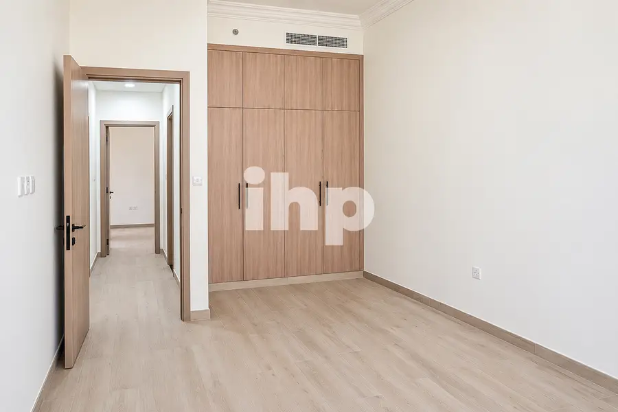Exclusive | Corporate-Tenanted Building | Liwan 2