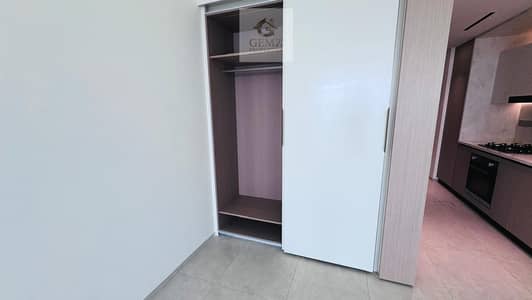 Studio for Rent in Dubai Healthcare City Phase 2, Dubai - WhatsApp Image 2026-10-15 at 3.37. 11 PM (4). jpeg