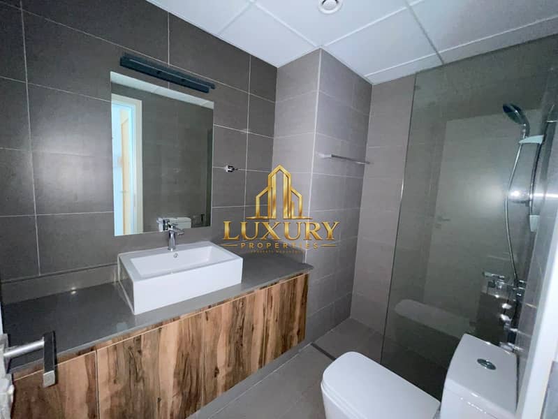 12 Spacious 1 BHK with Pool View | AED 42,999 | 4 Yearly Installments