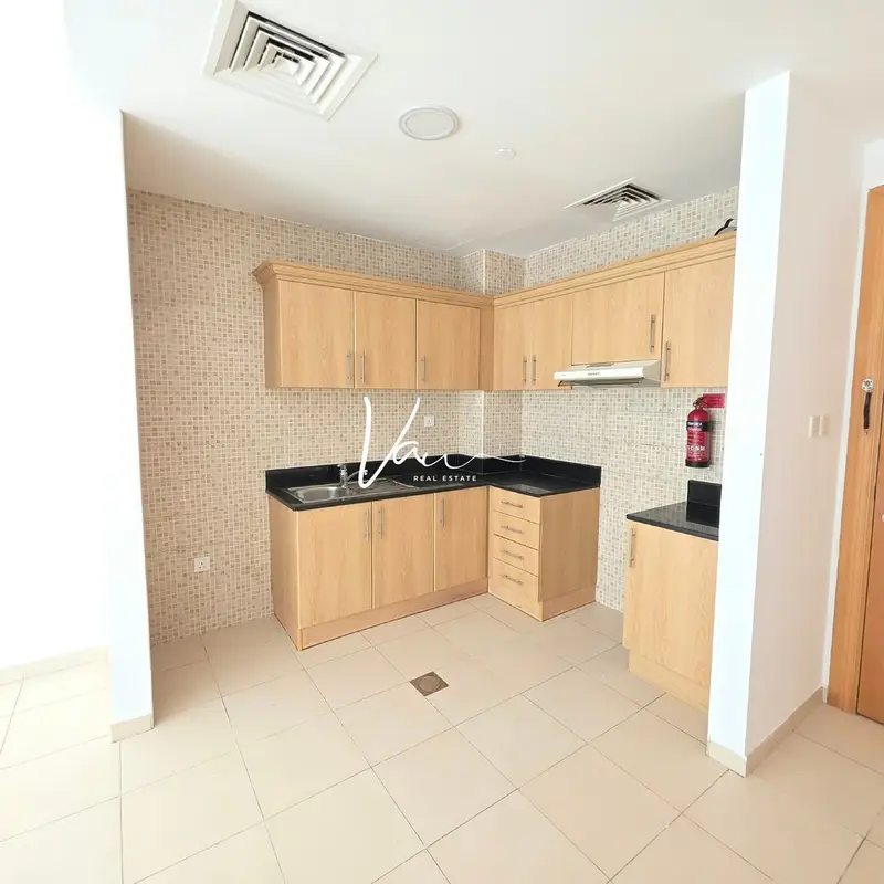 Unfurnished | Burj Khalifa & Canal View | Good ROI