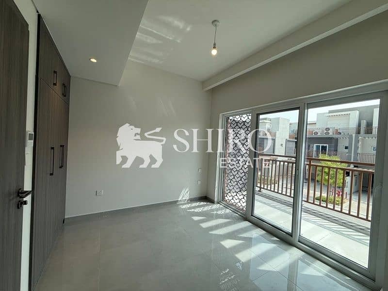 34 Bedroom 009. jpeg