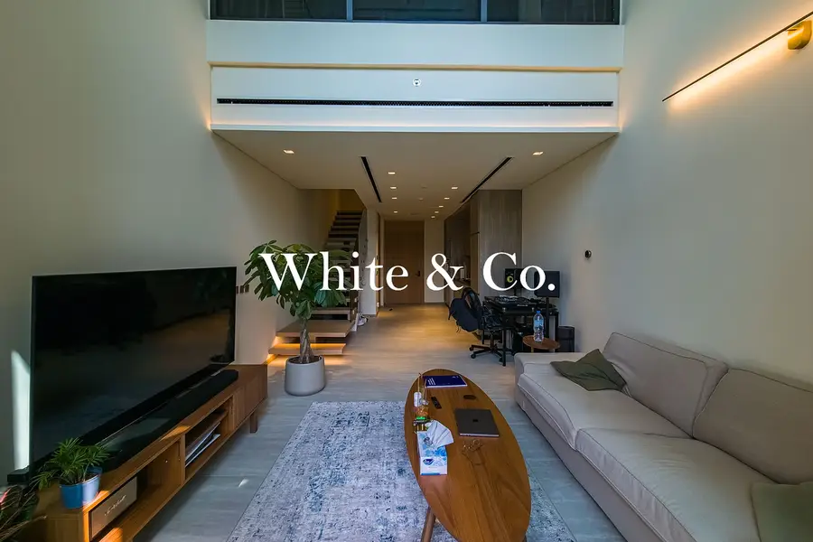 Best View | Top Floor | Motivated Seller