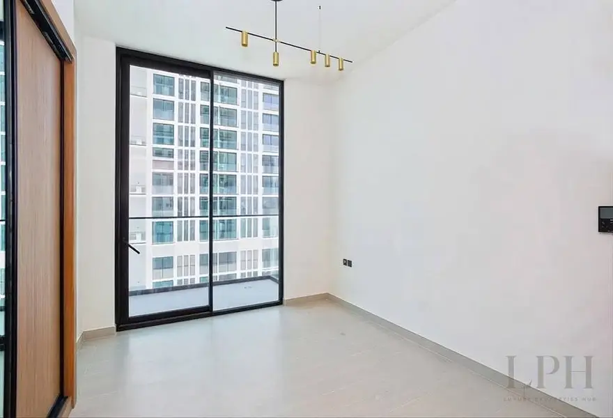 Prime Location | Park View | Modern