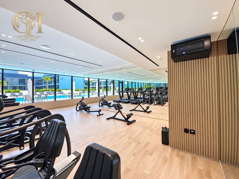 7 Luxury Poolside Fitness Studio. png