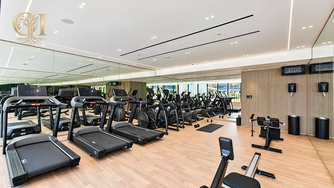 8 Luxury Modern Gym Interior. png