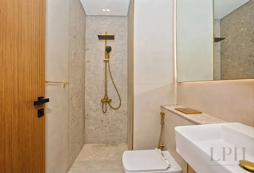 Prime Location | Park View | Modern
