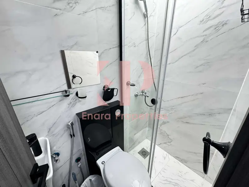 Vacant| Upgraded| Basement G+2| Gated Community