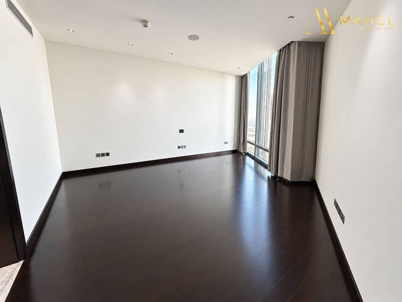 6 Refined interior with lake skyline views-7. png