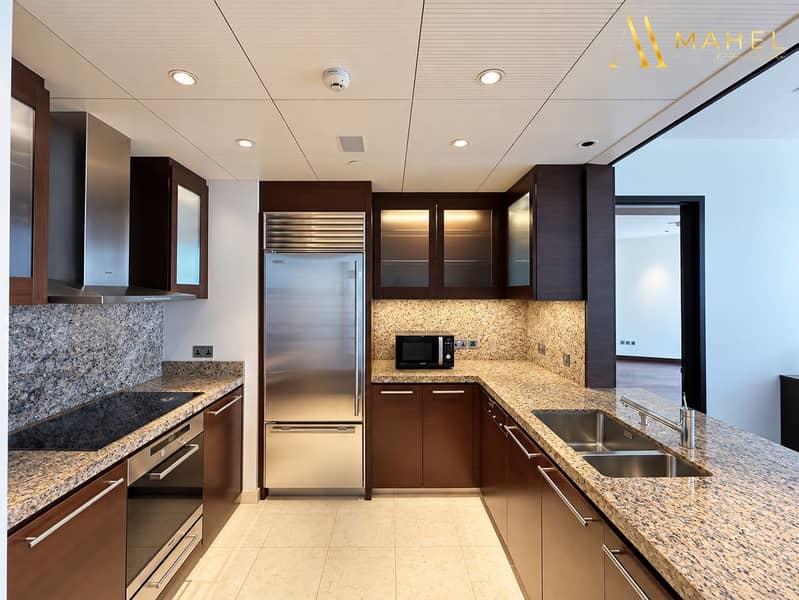 7 Polished Interior with Skyline Views-6. png
