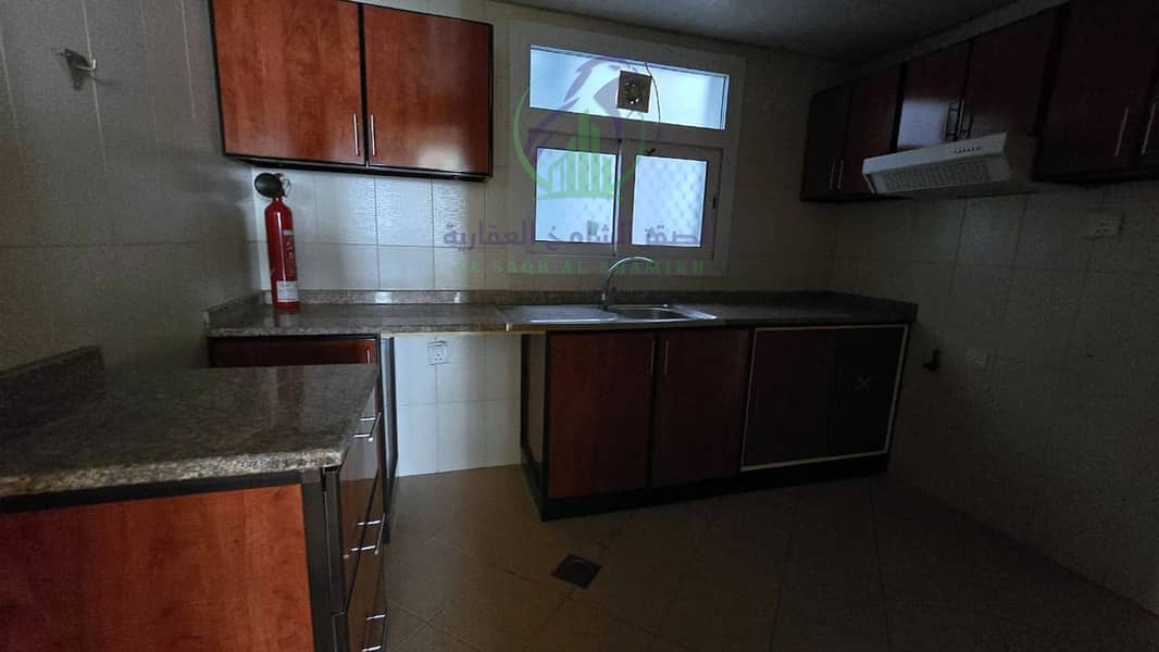 19 apartment-for-rent-3-bedroom-almmzr-alsharqh-kitchen-18. jpg