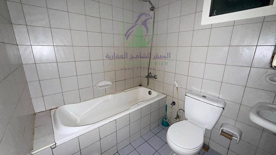 10 apartment-for-rent-2-bedroom-altaawn-alsharqh-bathroom-08. jpg