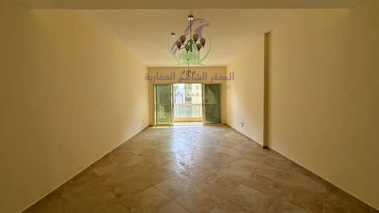 3 Bedroom Apartment for Rent in Al Taawun, Sharjah - apartment-for-rent-3-bedroom-altaawn-alsharqh-living-room-01. jpg 3 Bedroom Apartment for Rent in Al Taawun, Sharjah - apartment-for-rent-3-bedroom-altaawn-alsharqh-living-room-01. jpg