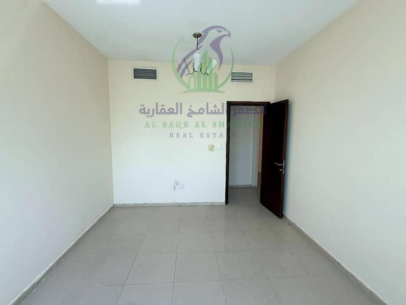9 apartment-for-rent-3-bedroom-altaawn-alsharqh-bedroom-10. jpg