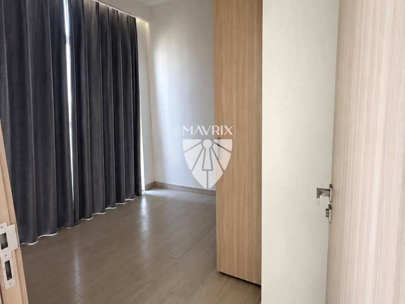 5 Image 5