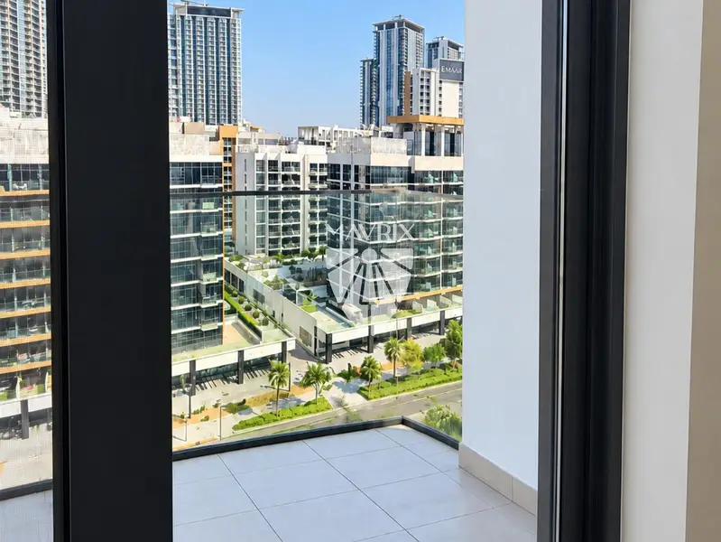 Stunning Blvd View| Prime Location | Ready To Move