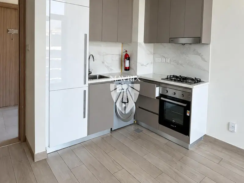 Stunning Blvd View| Prime Location | Ready To Move