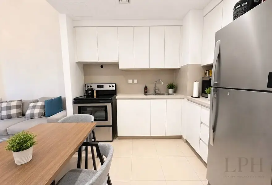 Vacant now | Sunrise views | Great location
