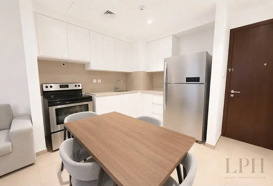 Vacant now | Sunrise views | Great location