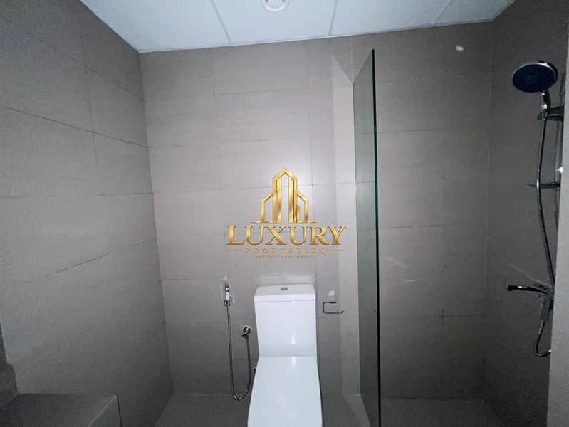 6 Spacious 1 BHK | 2 Washrooms | AED 42,999 | 4 Payments