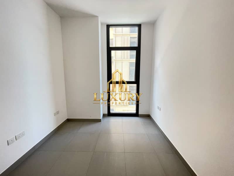 8 Spacious 1 BHK | 2 Washrooms | AED 42,999 | 4 Payments