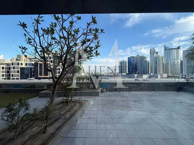 Office for Sale | Metropolis Tower, Business Bay