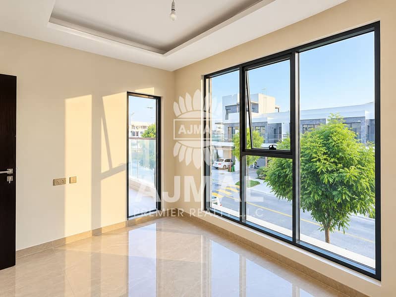8 Sunlit Minimalist Room with City Views. png