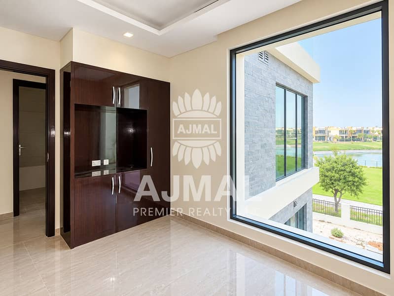 20 Modern Room with Wardrobe and Window. png