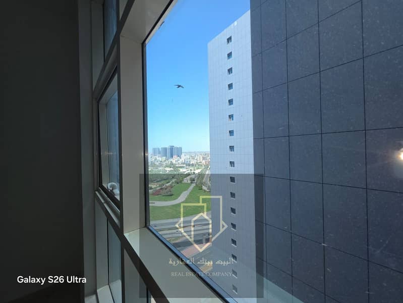 3 baf165e9-ae5b-4812-a5d9-b7d2acae8932. jpg