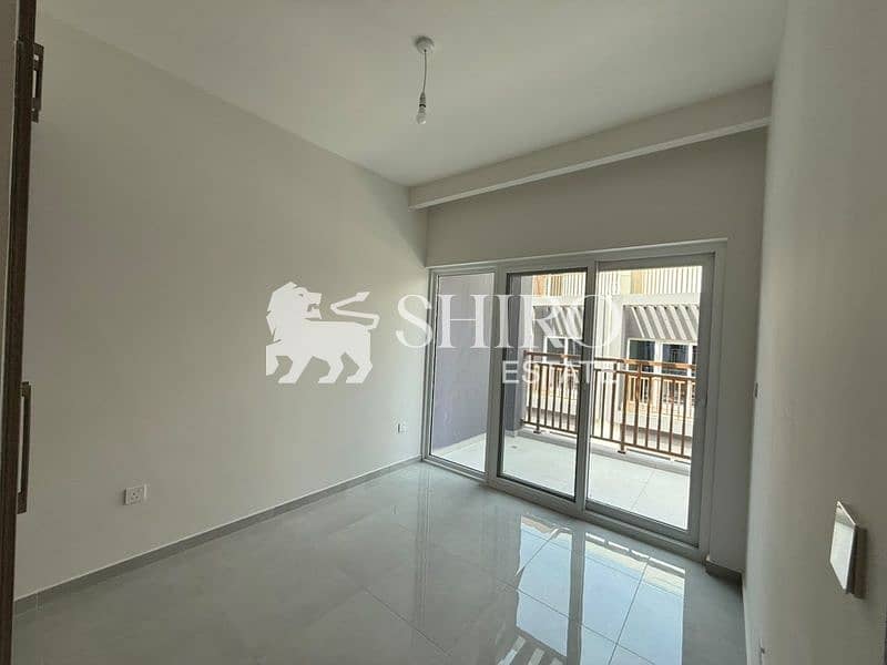 40 Bedroom 012. jpeg