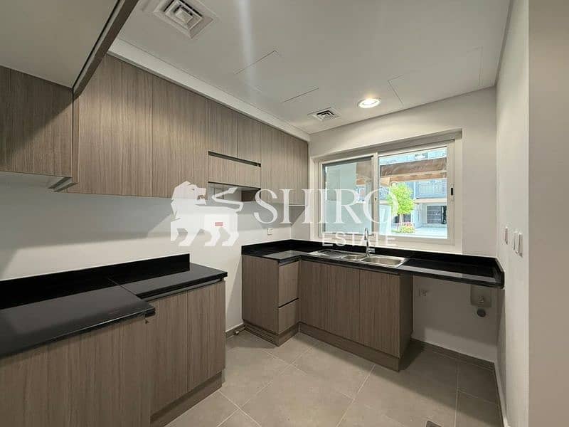 45 Kitchen 002. jpeg