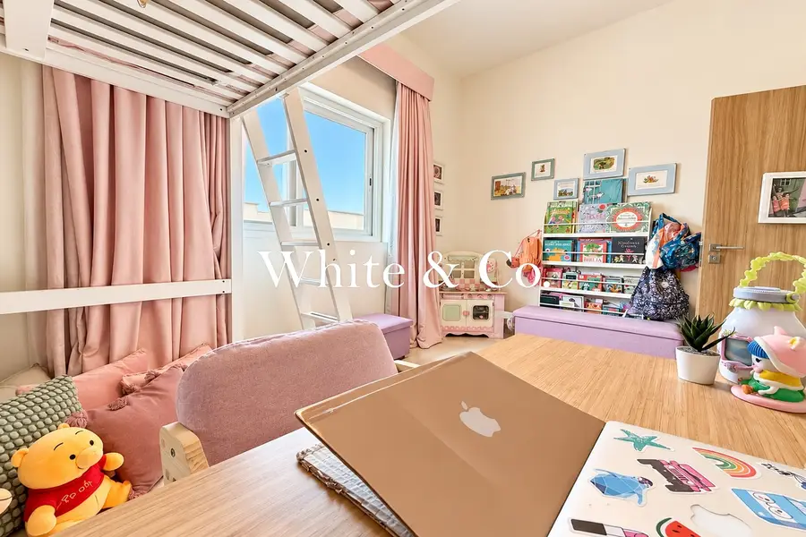 Amaranta 1 | 4 Bed + Maid | November End