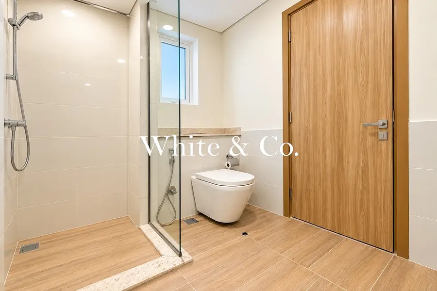 Amaranta 1 | 4 Bed + Maid | November End