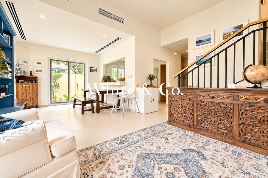 Amaranta 1 | 4 Bed + Maid | November End