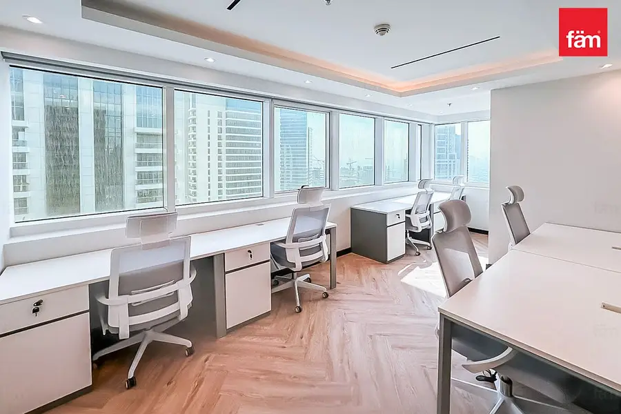 Unbeatable Price | Fully FittedFurnished | Vacant