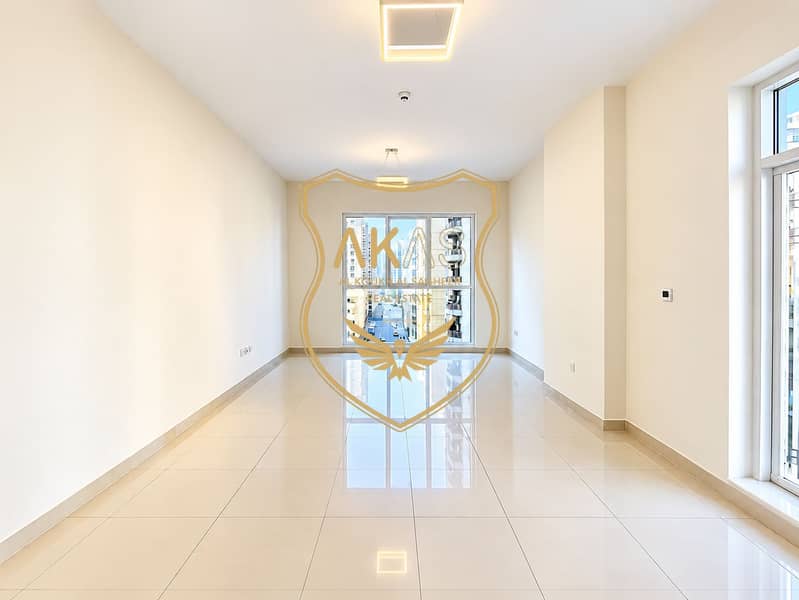 2 Minimalist Apartment with City View. png