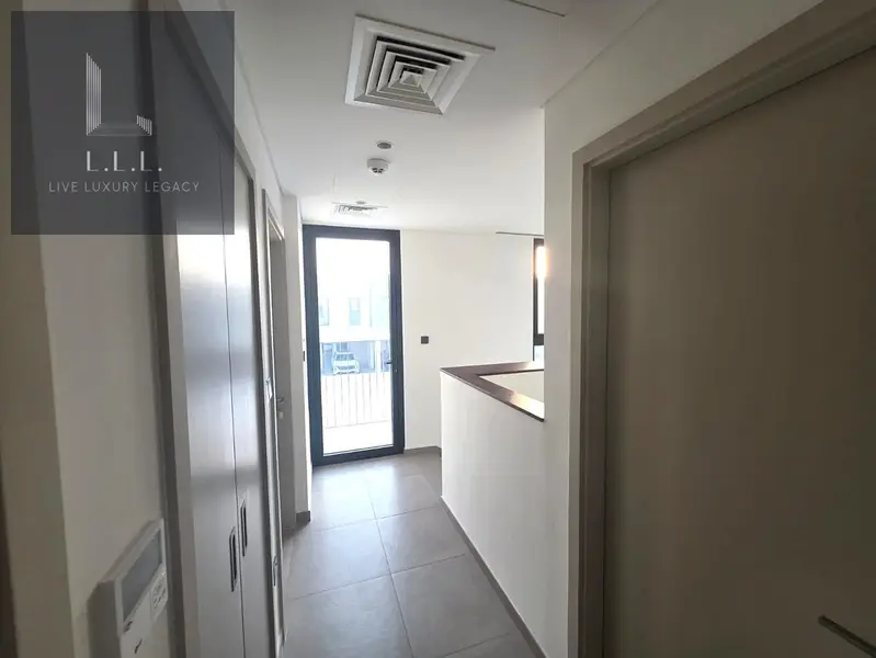 4BR Villa | w/ Private Garden | Available 30th November