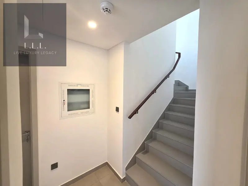 4BR Villa | w/ Private Garden | Available 30th November