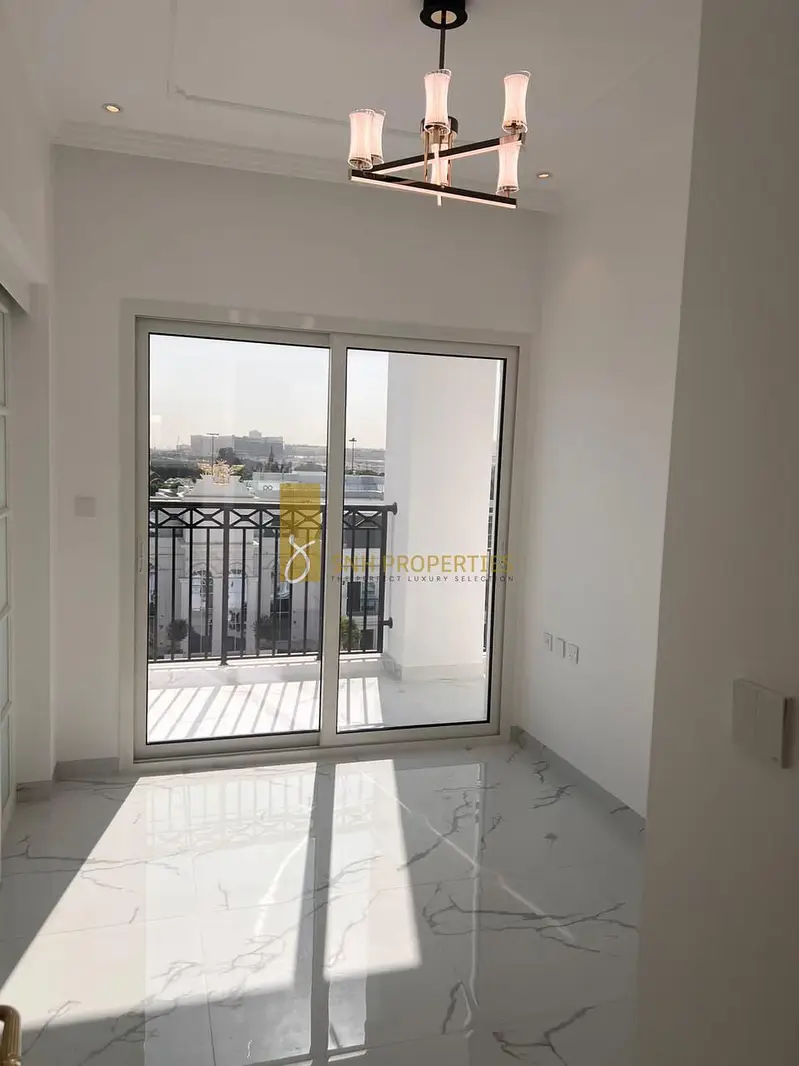 POOL VIEW | UNFURNISHED | READY TO MOVE IN