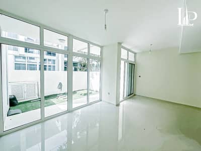 3 Schlafzimmer Villa zum Miete in DAMAC Hills 2 (Akoya by DAMAC), Dubai - febe1fc3-c13a-458f-a768-c5c69c2a476d. jpg