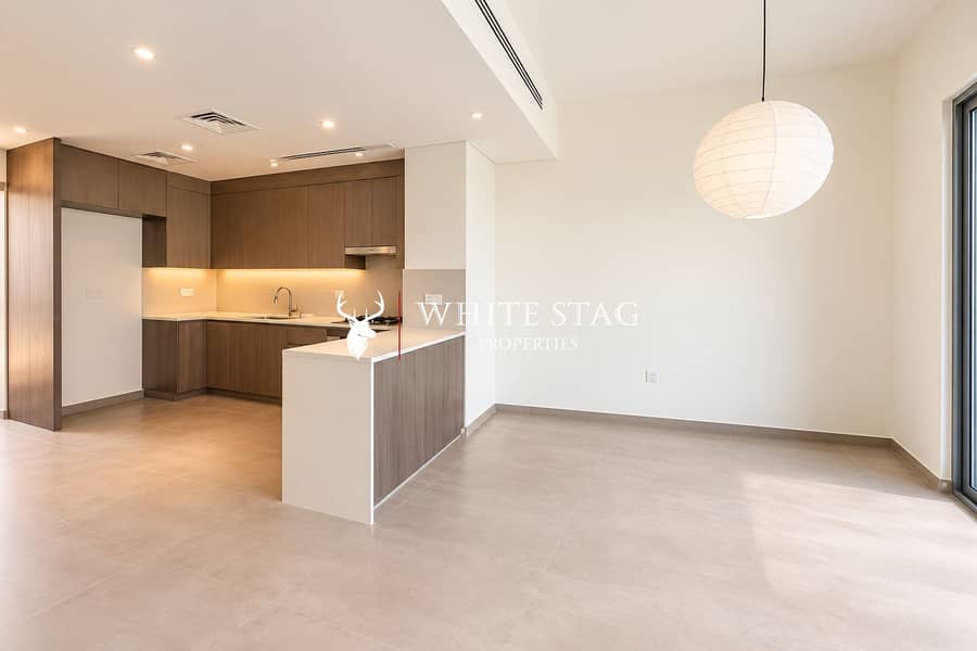 7 Modern Open-Plan Kitchen Interior. png