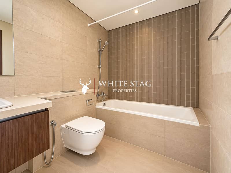 16 Modern Minimalist Bathroom Retreat. png