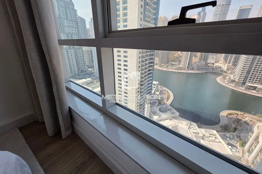 Upgraded & Furnished | Marina View | Near Metro