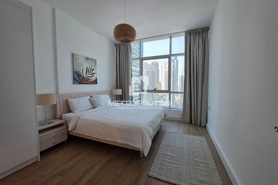 Upgraded & Furnished | Marina View | Near Metro