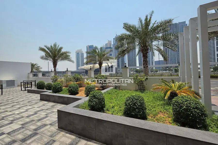 Upgraded & Furnished | Marina View | Near Metro