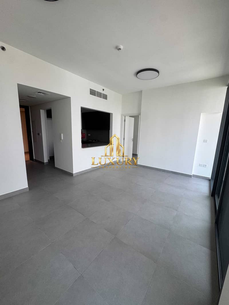8 2BHK Apartment for Rent in Sukoon 2, Aljada, Sharjah | 3 Bathrooms, Balcony & Road View |