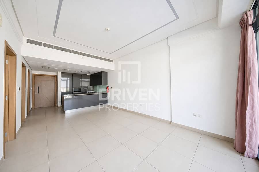 Vacant | Modern Kitchen | Residential Community Vacant | Modern Kitchen | Residential Community
