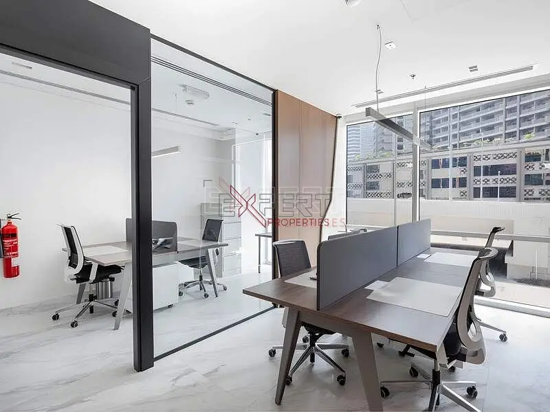 Fitted & Furnished | Ground Floor | 4 Parking | Vacant