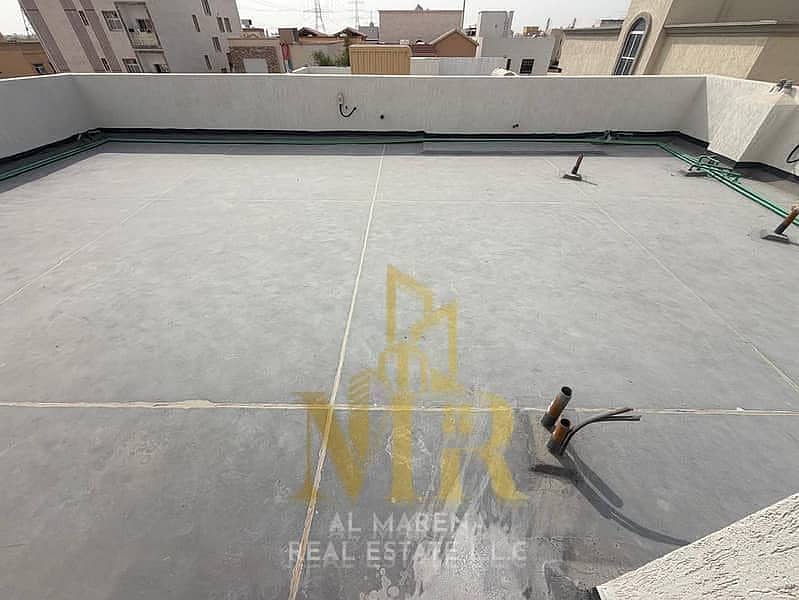 36 873102052-800x600. jpeg